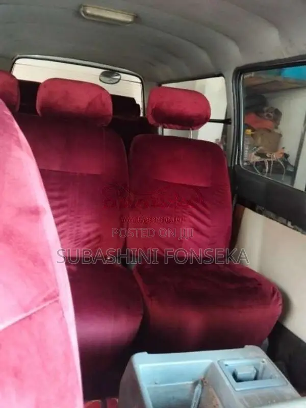 Toyota Dolphin119 1992 Van (Used)