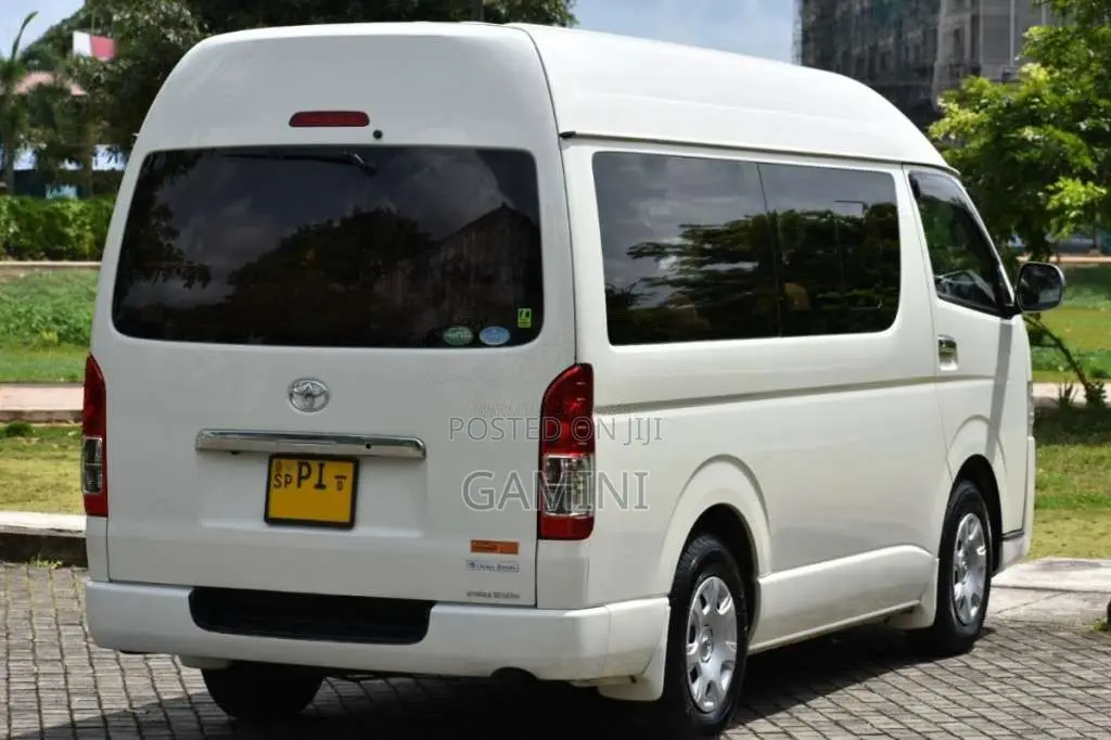 Toyota KDH 201 GL 2014 Van (Used)