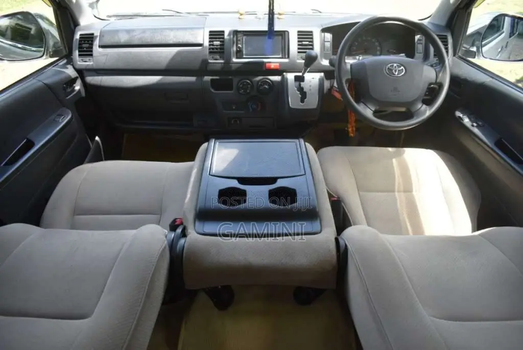 Toyota KDH TRH GL 2014 Van (Used)