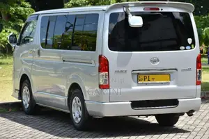 Toyota KDH TRH GL 2014 Van (Used)