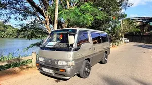 Nissan Caravan 1997 Van (Used)