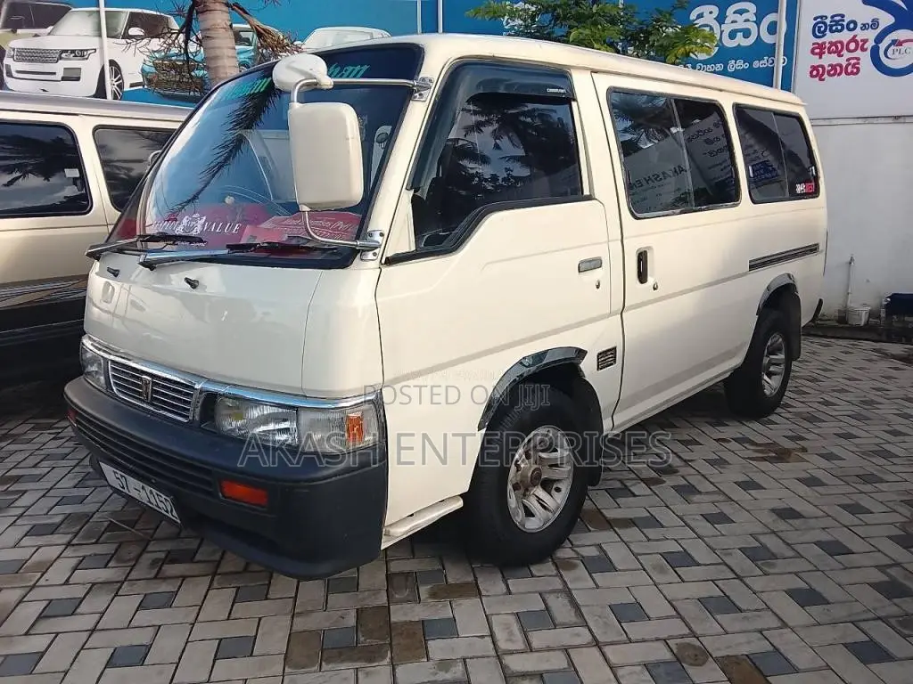 Nissan Caravan 1991 Van (Used)
