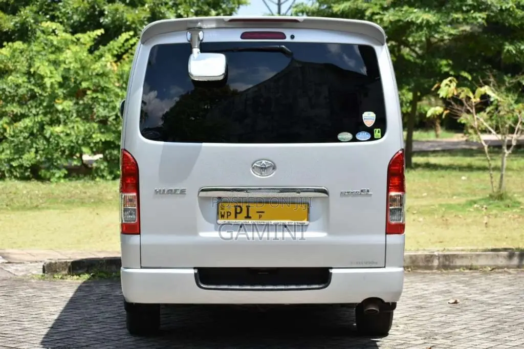 Toyota KDH TRH GL 2014 Van (Used)