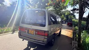 Nissan Caravan 1997 Van (Used)