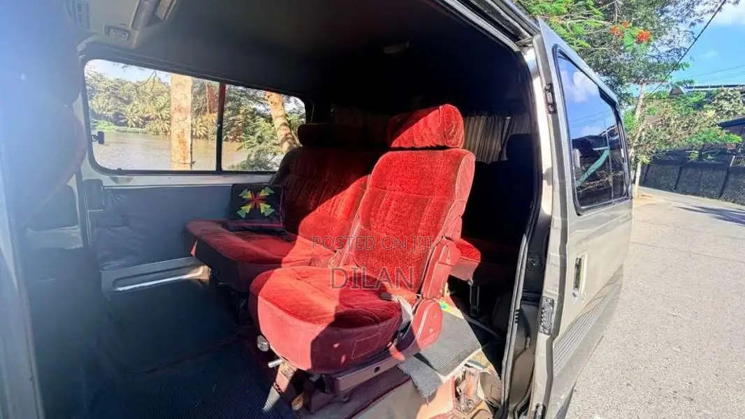 Nissan Caravan 1997 Van (Used)