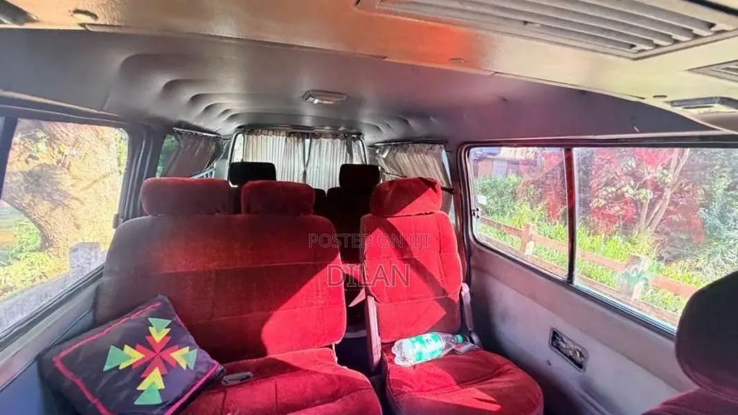 Nissan Caravan 1997 Van (Used)