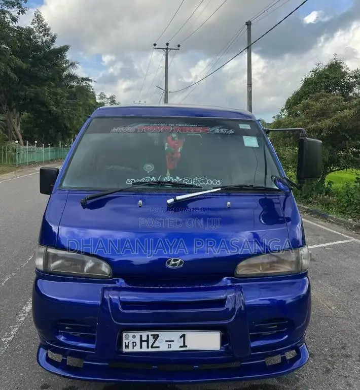 Hyundai H100 2000 Van (Used)