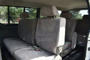Toyota TRH GL 2007 Van (Used)