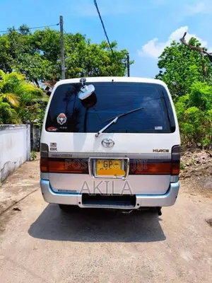 Toyota Hiace Lh103 2001 Van (Used)