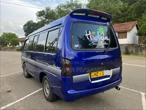 Hyundai H100 2000 Van (Used)