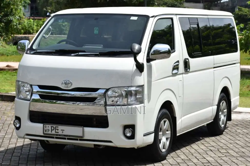 Toyota TRH GL 2007 Van (Used)