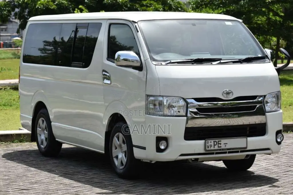 Toyota TRH GL 2007 Van (Used)