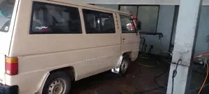 Mitsubishi L300 1981 Van (Used)