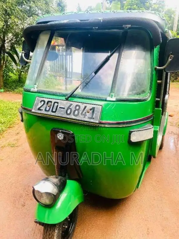 Bajaj RE 1999 Three Wheel (Used)