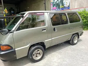 Toyota CR27 1989 Van (Used)