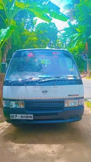 Nissan Caravan 1995 Van (Used)