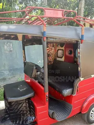 Bajaj 4 Stroke 2012 Three Wheel (Used)