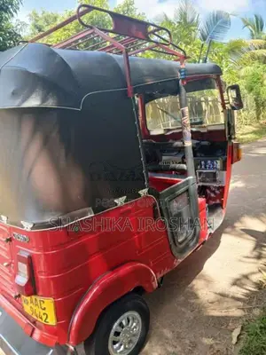 Bajaj 4 Stroke 2012 Three Wheel (Used)