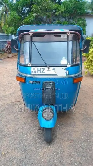 Bajaj 2 Stroke 2004 Three Wheel (Used)