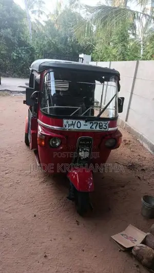 Bajaj 4 stroke 2011 Three Wheel (Used)