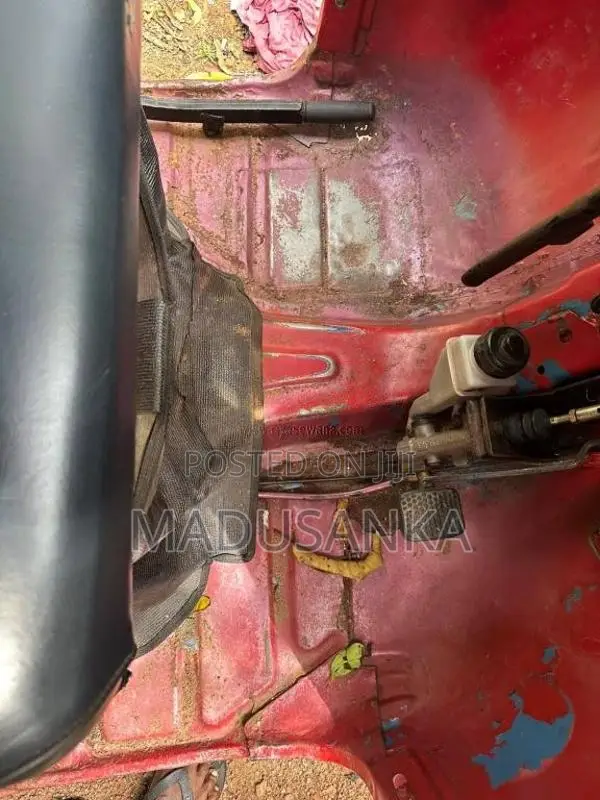 Bajaj 2 Stroke 2005 Three Wheel (Used)