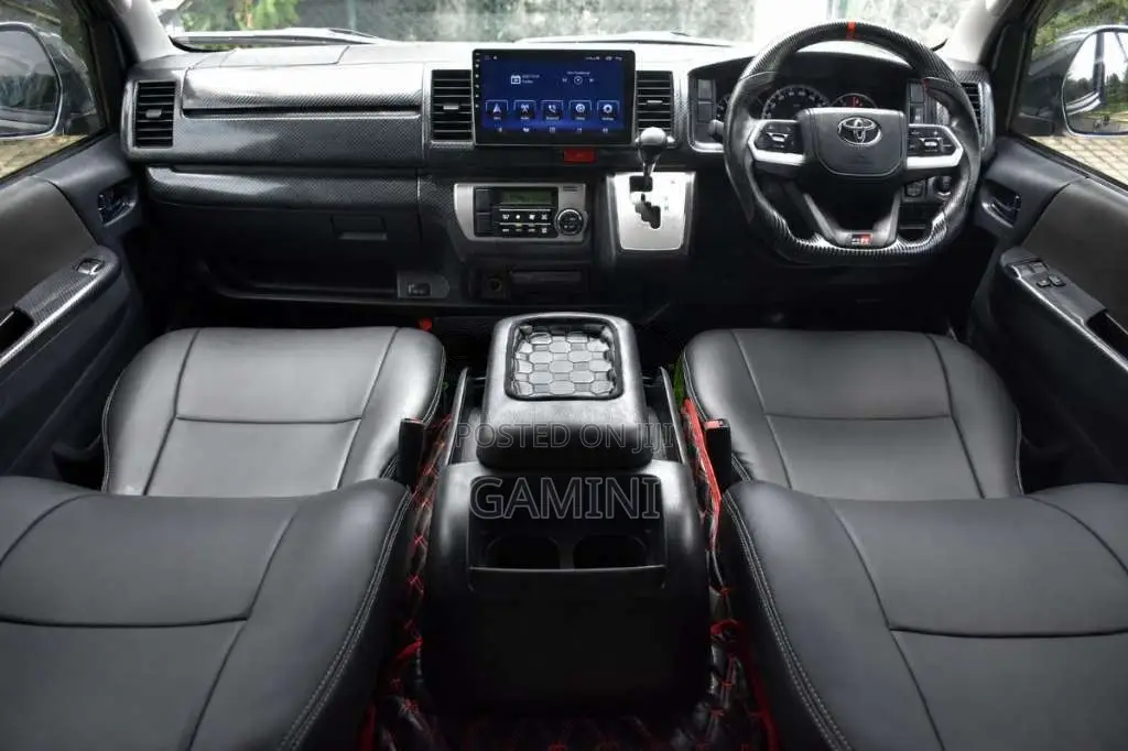 Toyota KDH TRH Dark Prime 2015 Van (Used)