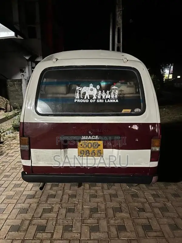 Toyota Dolphin Lh30 Lh40 1985 Van (Used)