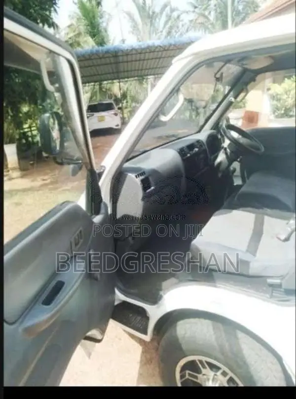Nissan Vanette 2001 Van (Used)