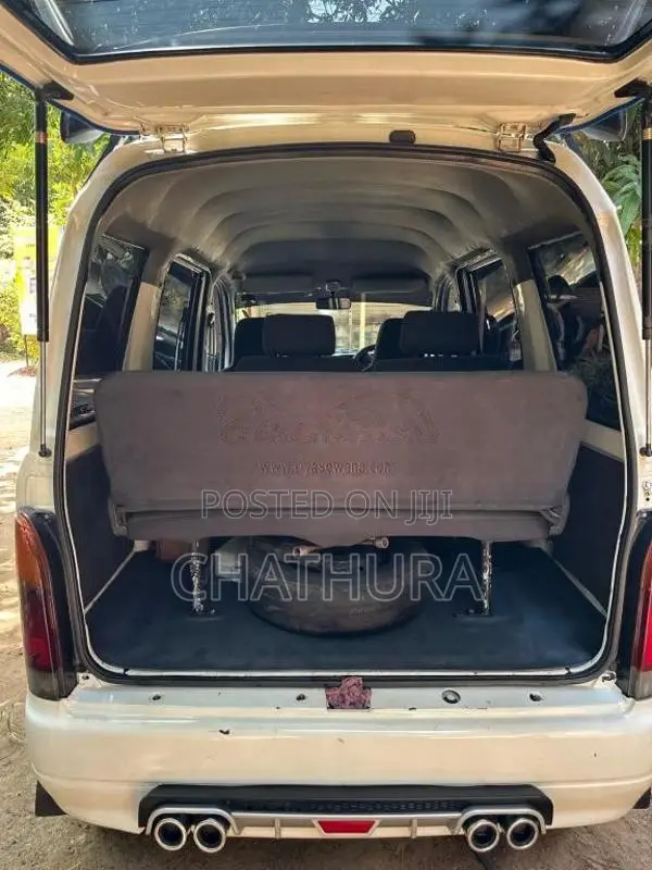 Daihatsu Hijet 1999 Van (Used)