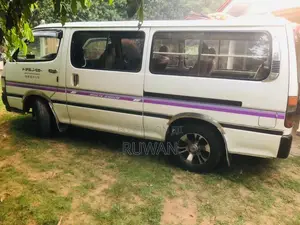 Toyota HIACE 1997 Van (Used)