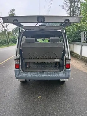 Nissan Vanette 2004 Van (Used)