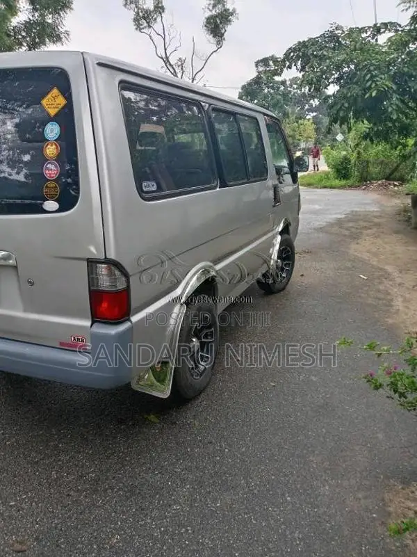 Nissan Vanette 2004 Van (Used)