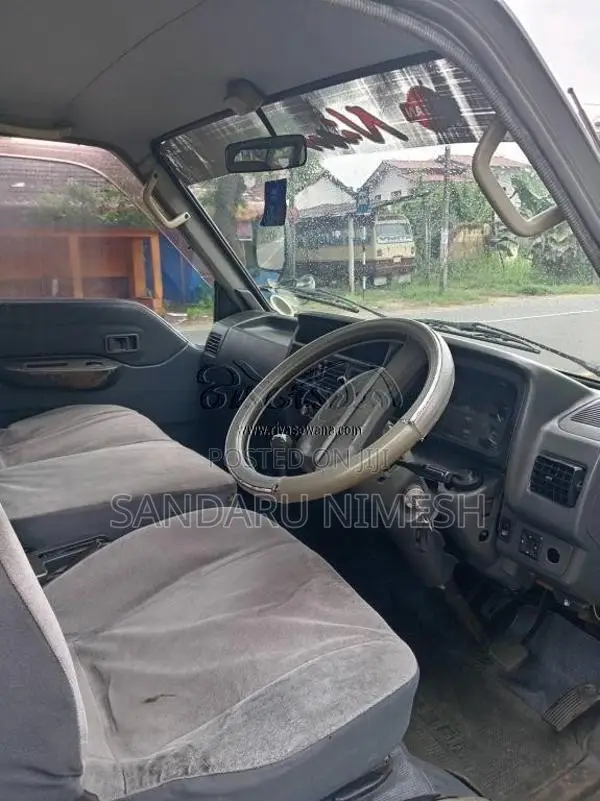 Nissan Vanette 2004 Van (Used)