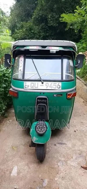 Bajaj 4 Stroke 2009 Three Wheel (Used)