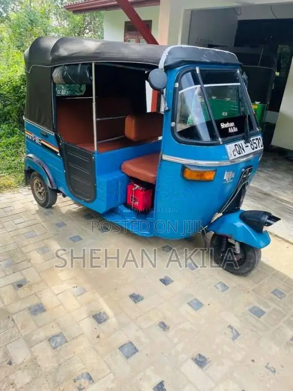 Bajaj 4 Stroke 2008 Three Wheel (Used)