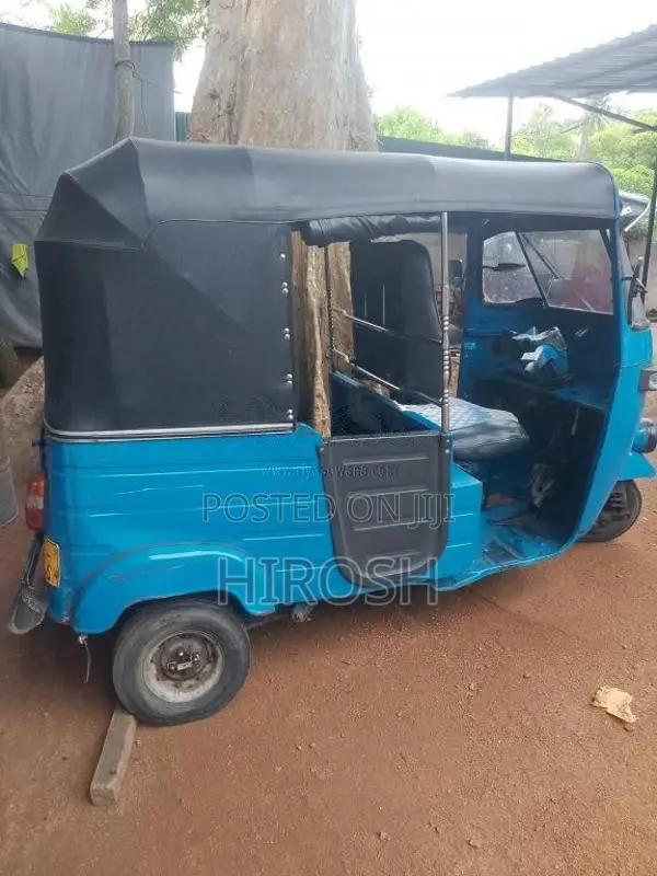 Bajaj 4 Stroke 2007 Three Wheel (Used)