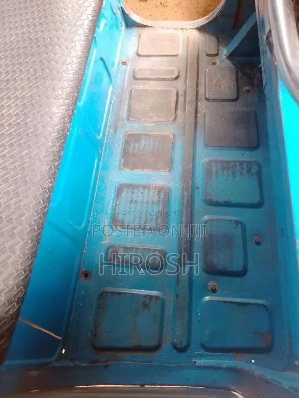 Bajaj 4 Stroke 2007 Three Wheel (Used)