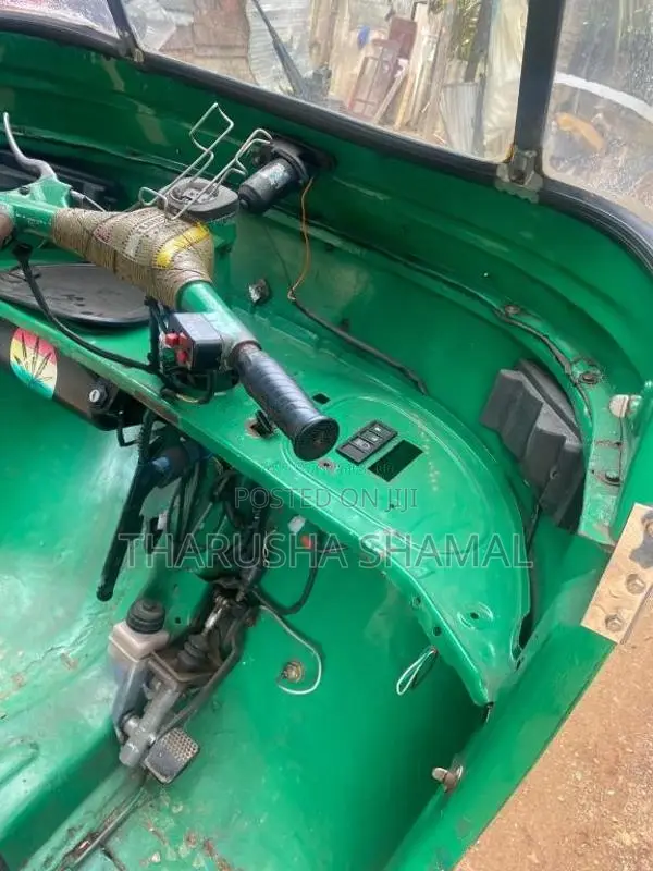 Bajaj 2 stroke 2006 Three Wheel (Used)