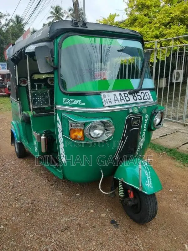 Bajaj RE 205 2012 Three Wheel (Used)
