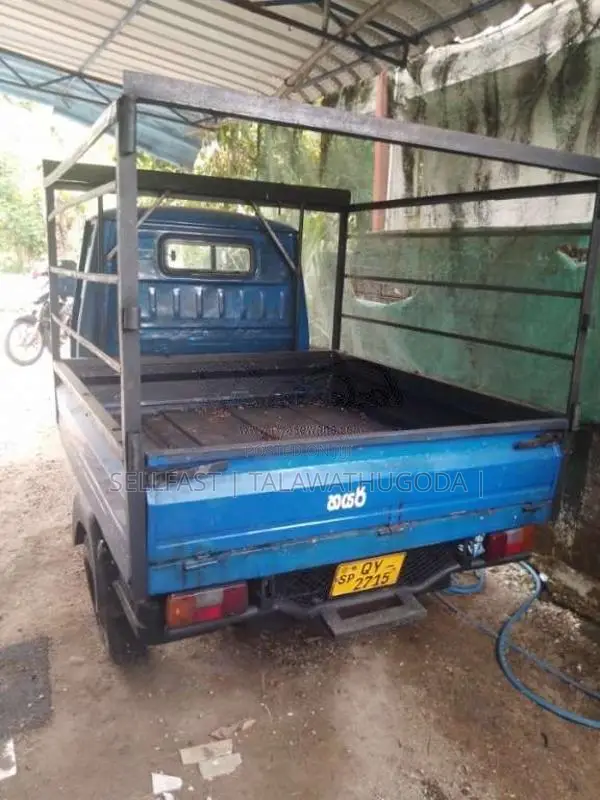 Piaggio Ape 2010 Three Wheel (Used)