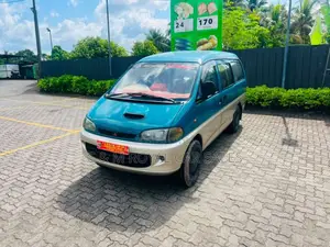 Mitsubishi L400 1995 Van (Used)