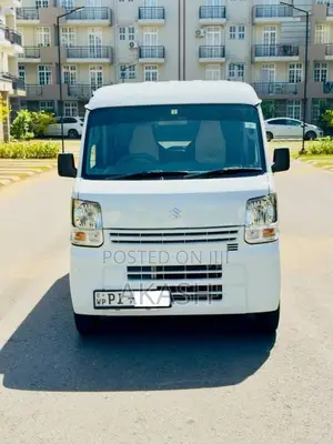 Suzuki DA17 2016 Van (Used)