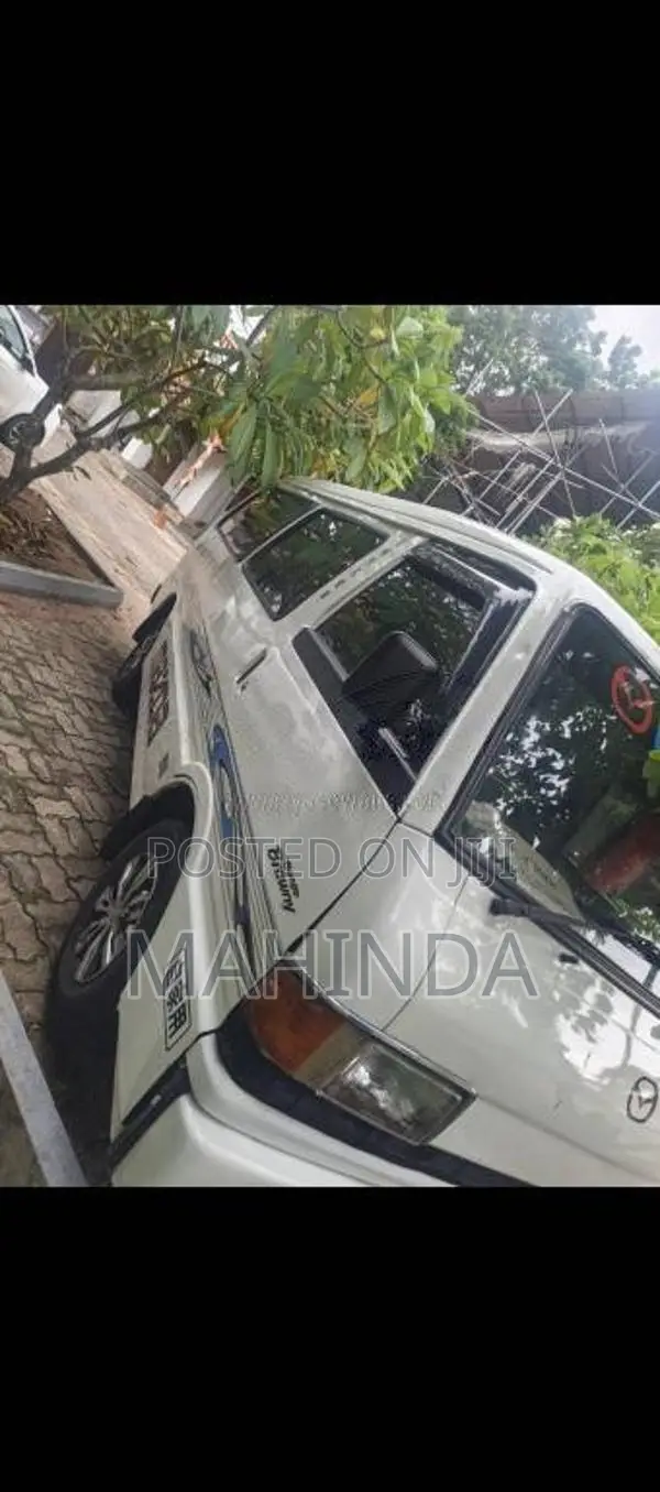 Mazda Mazda 1989 Van (Used)