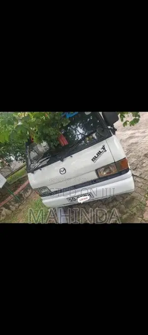 Mazda Mazda 1989 Van (Used)