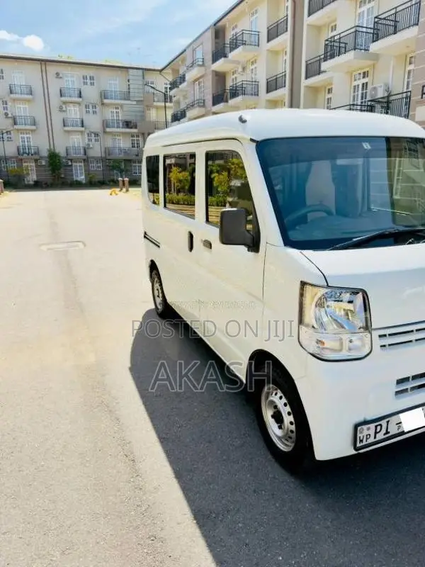 Suzuki DA17 2016 Van (Used)