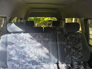 Toyota Noah KR42 1999 Van (Used)