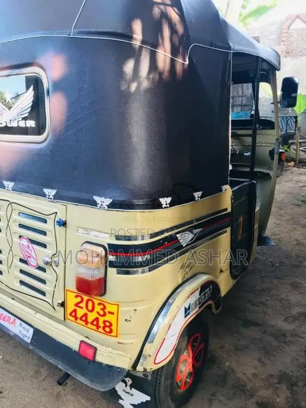 Bajaj RE 1999 Three Wheel (Used)