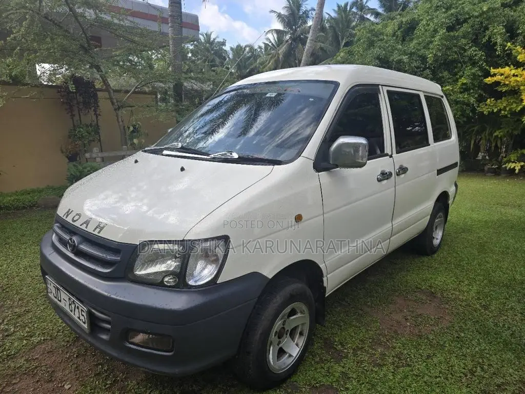 Toyota Noah KR42 1999 Van (Used)