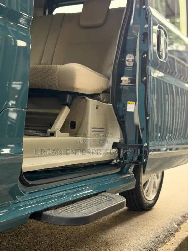 Suzuki Every Wagon PZ Turbo 2025 Van Unregistered (Recondition)
