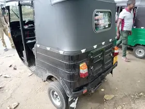 Bajaj 4 Stroke 2013 Three Wheel (Used)